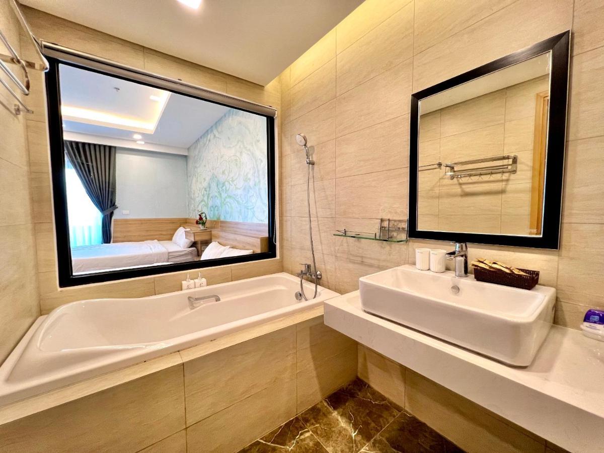 Flc Sea Tower Apartment Gem Куїнон Екстер'єр фото